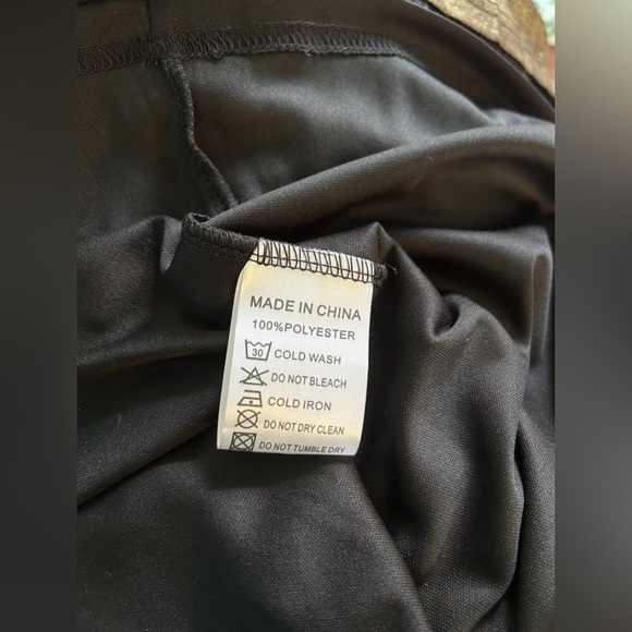 Ivy City Co Dance the Night Away Gold Pleated Fit & Flare Dress Size Large - Picture 5 of 5